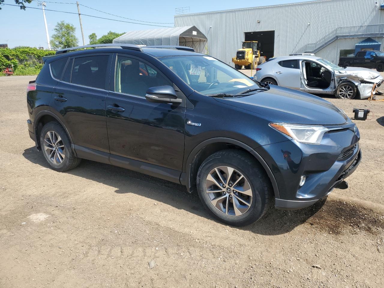 JTMRJREV9HD136855 TOYOTA RAV4 2017