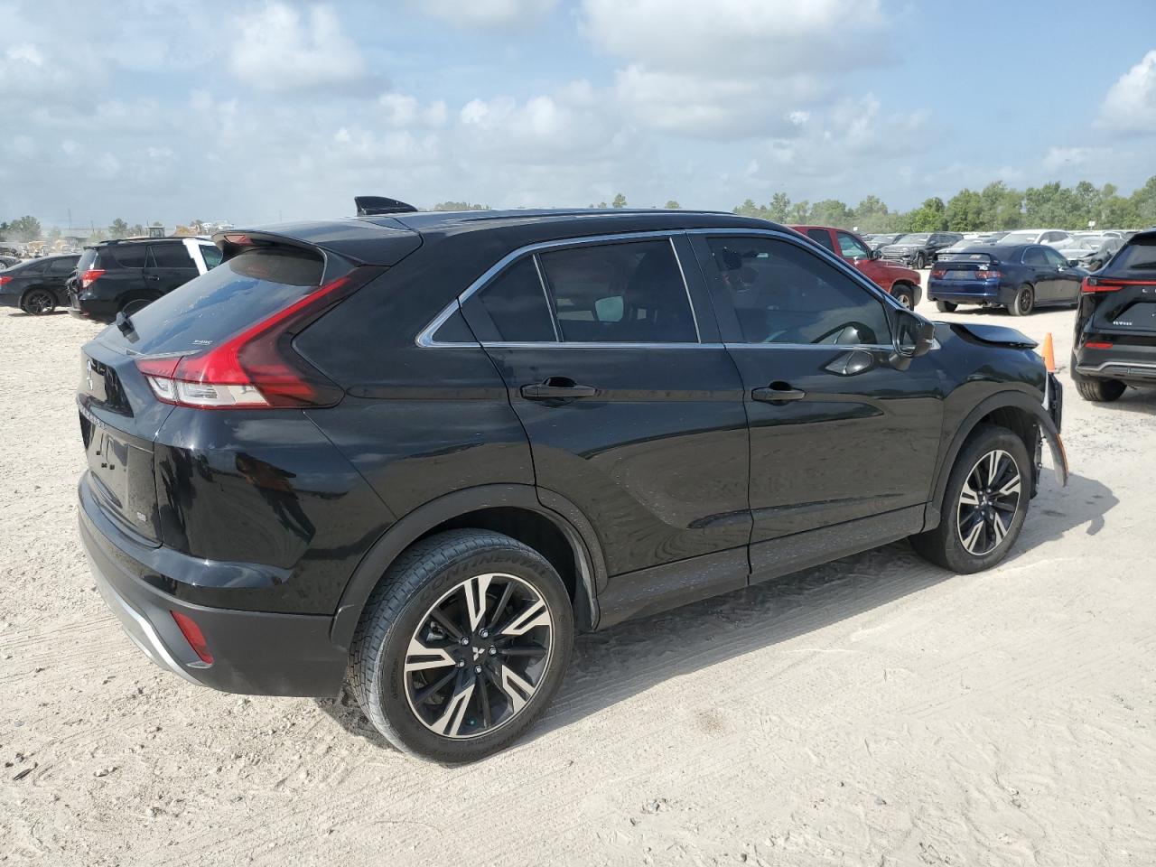 2023 Mitsubishi Eclipse Cross Se vin: JA4ATWAA1PZ042022