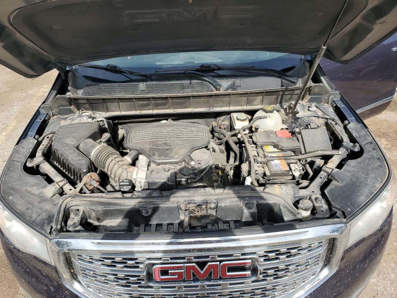 1GKKNXLS6JZ198813 2018 GMC Acadia Denali