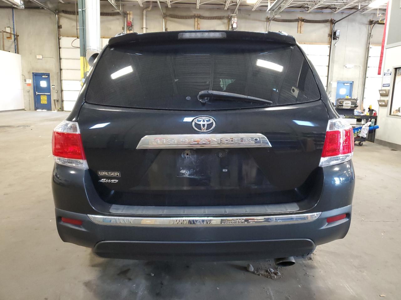 5TDDK3EH7CS135229 2012 Toyota Highlander Limited