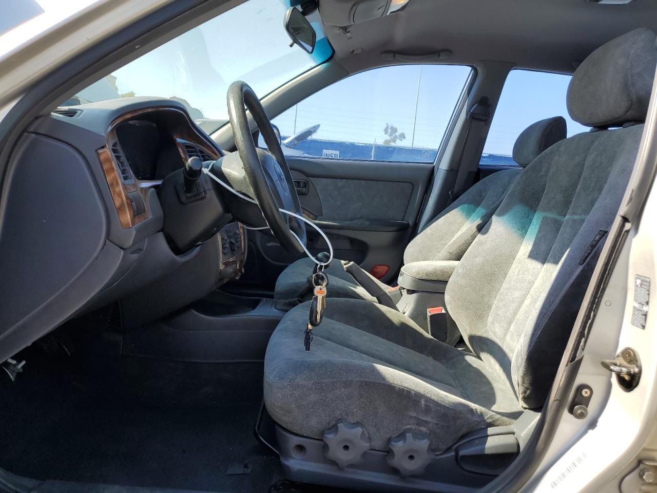 KMHDN45D72U432632 2002 Hyundai Elantra Gls