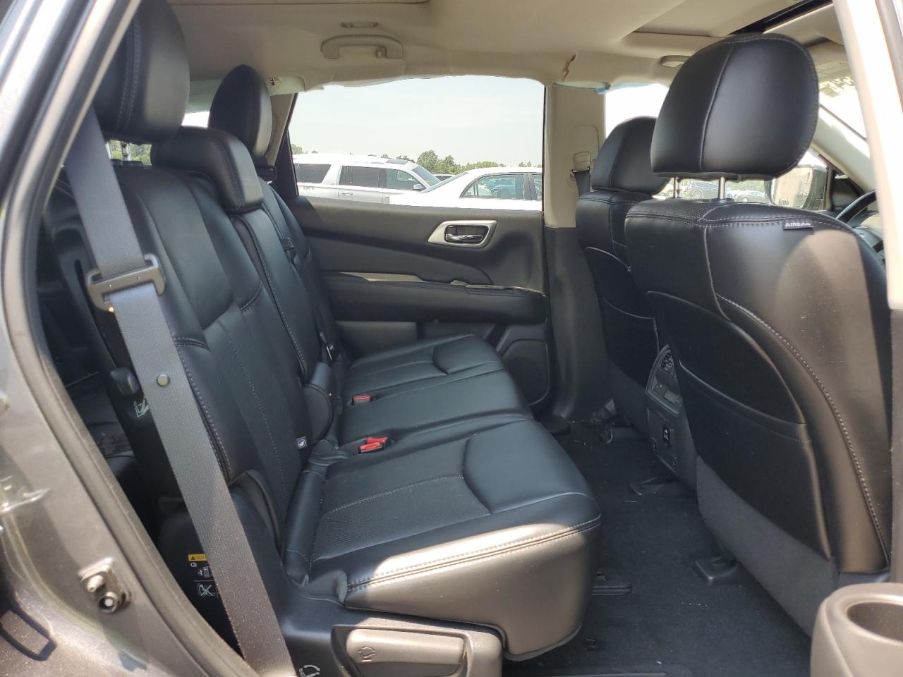 5N1DR2MM7HC620186 2017 Nissan Pathfinder S