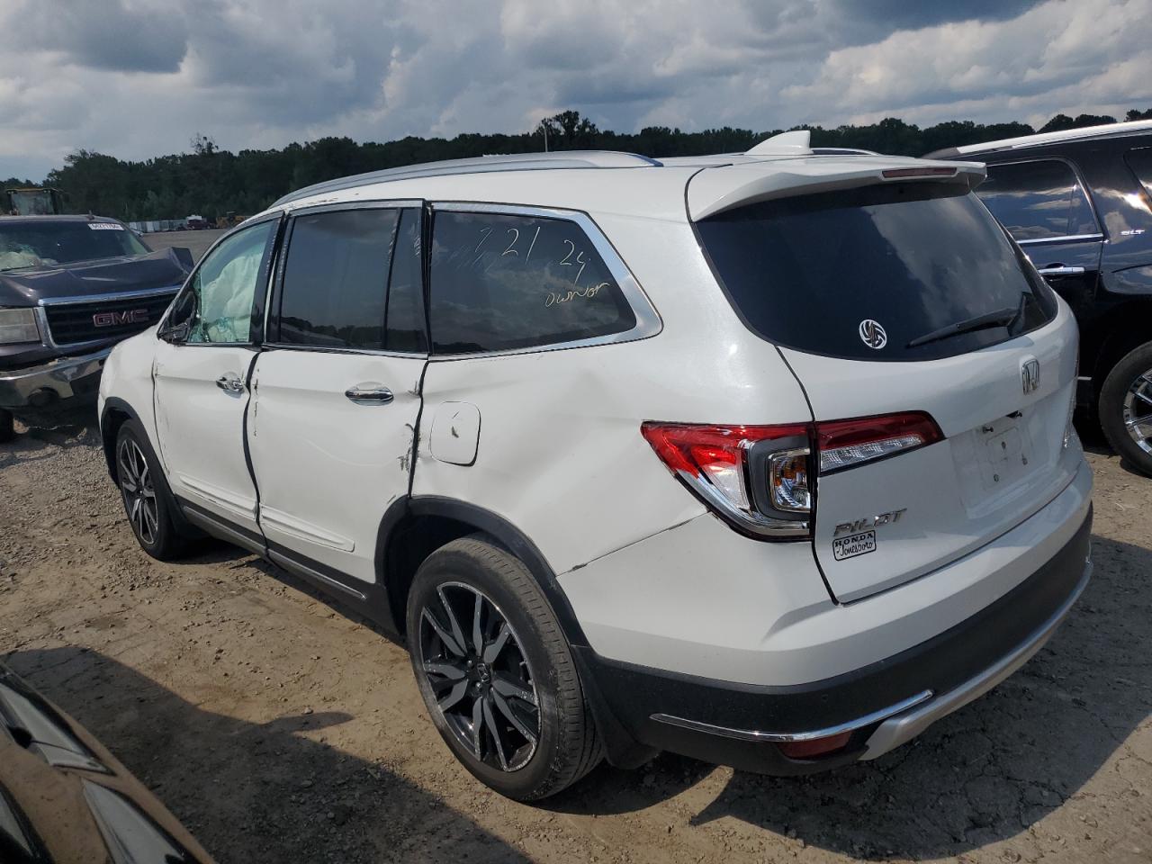 Lot #2821405280 2022 HONDA PILOT TOUR