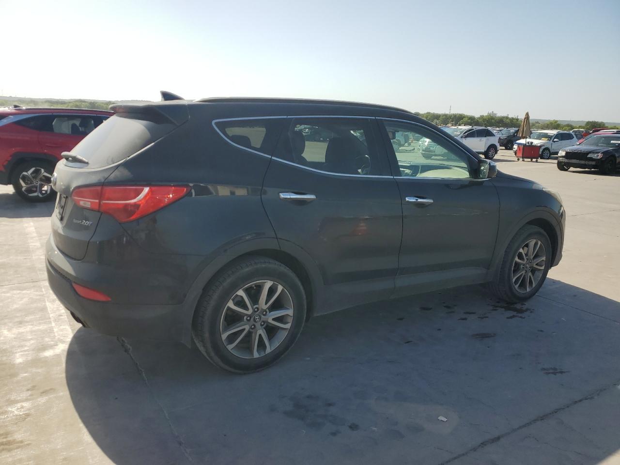 2014 Hyundai Santa Fe Sport vin: 5XYZU3LA7EG132904