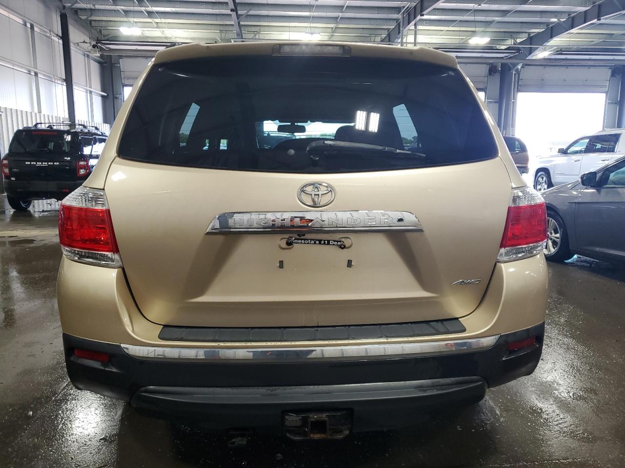 5TDBK3EH4CS160919 2012 Toyota Highlander Base