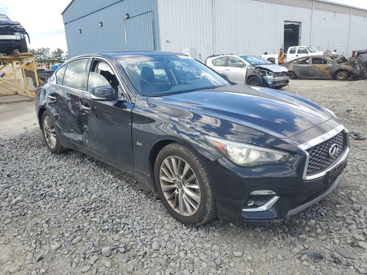 2019 Infiniti Q50 Luxe vin: JN1EV7AR3KM553950