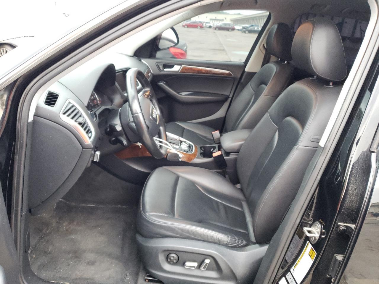 WA1CFAFP8FA077671 2015 Audi Q5 Premium