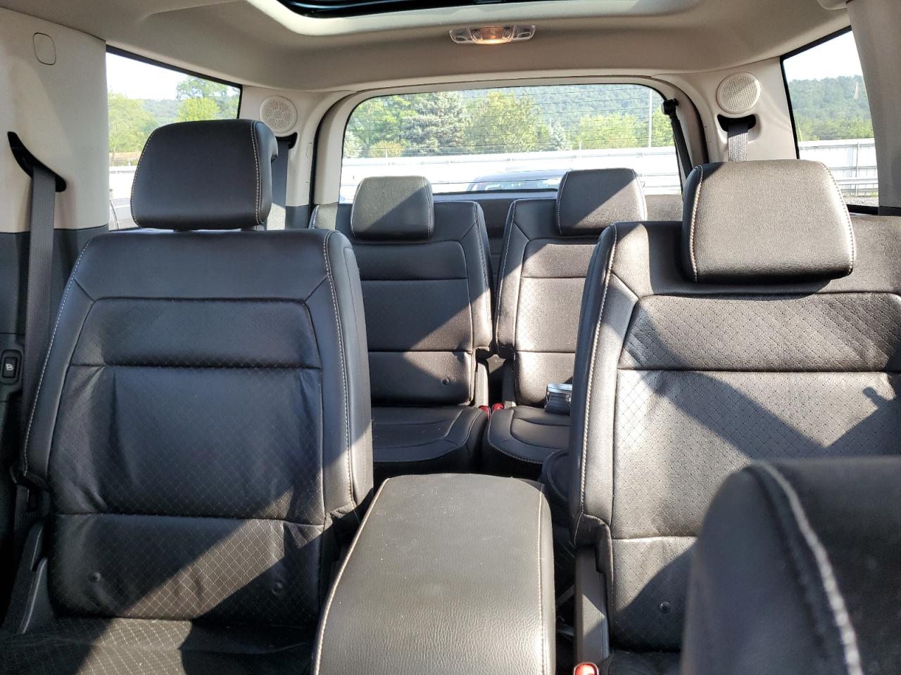 2FMHK6DC3BBD18681 2011 Ford Flex Limited