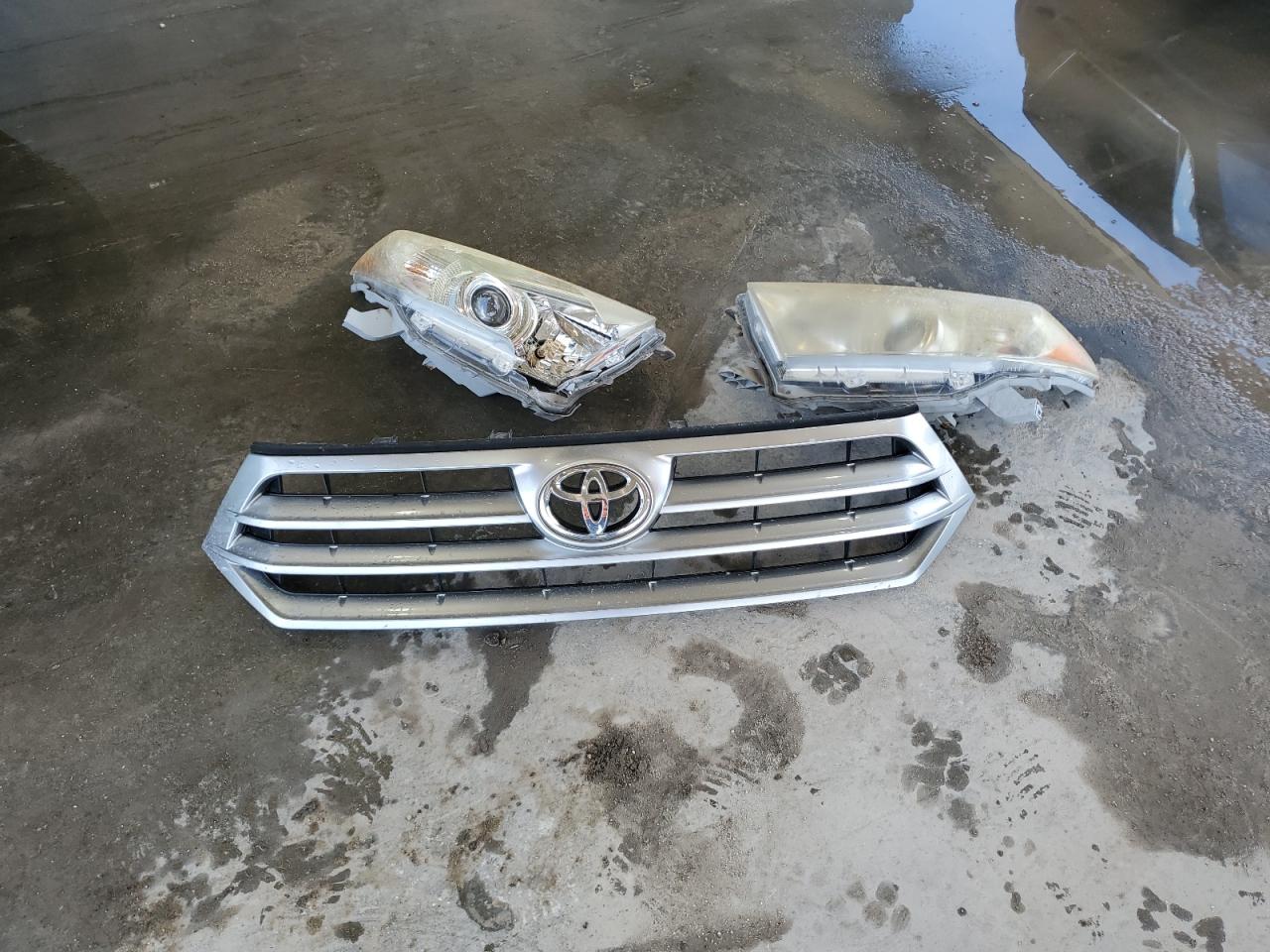 5TDYK3EH5BS046422 2011 Toyota Highlander Limited