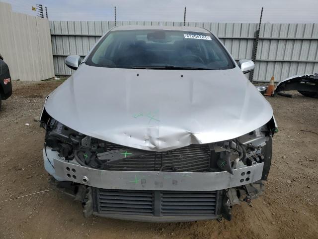 VIN 1G1RD6S58HU131651 2017 Chevrolet Volt, Premier no.5