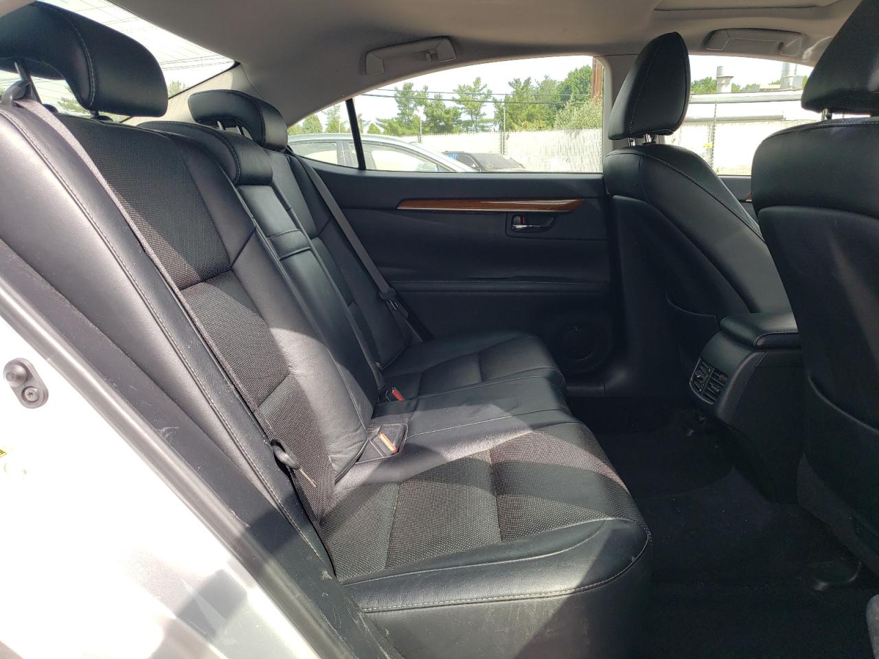 JTHBW1GGXD2005229 2013 Lexus Es 300H