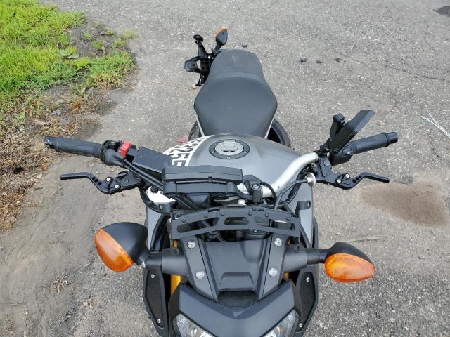 2015 YAMAHA FZ09 JYARN33E0FA007787