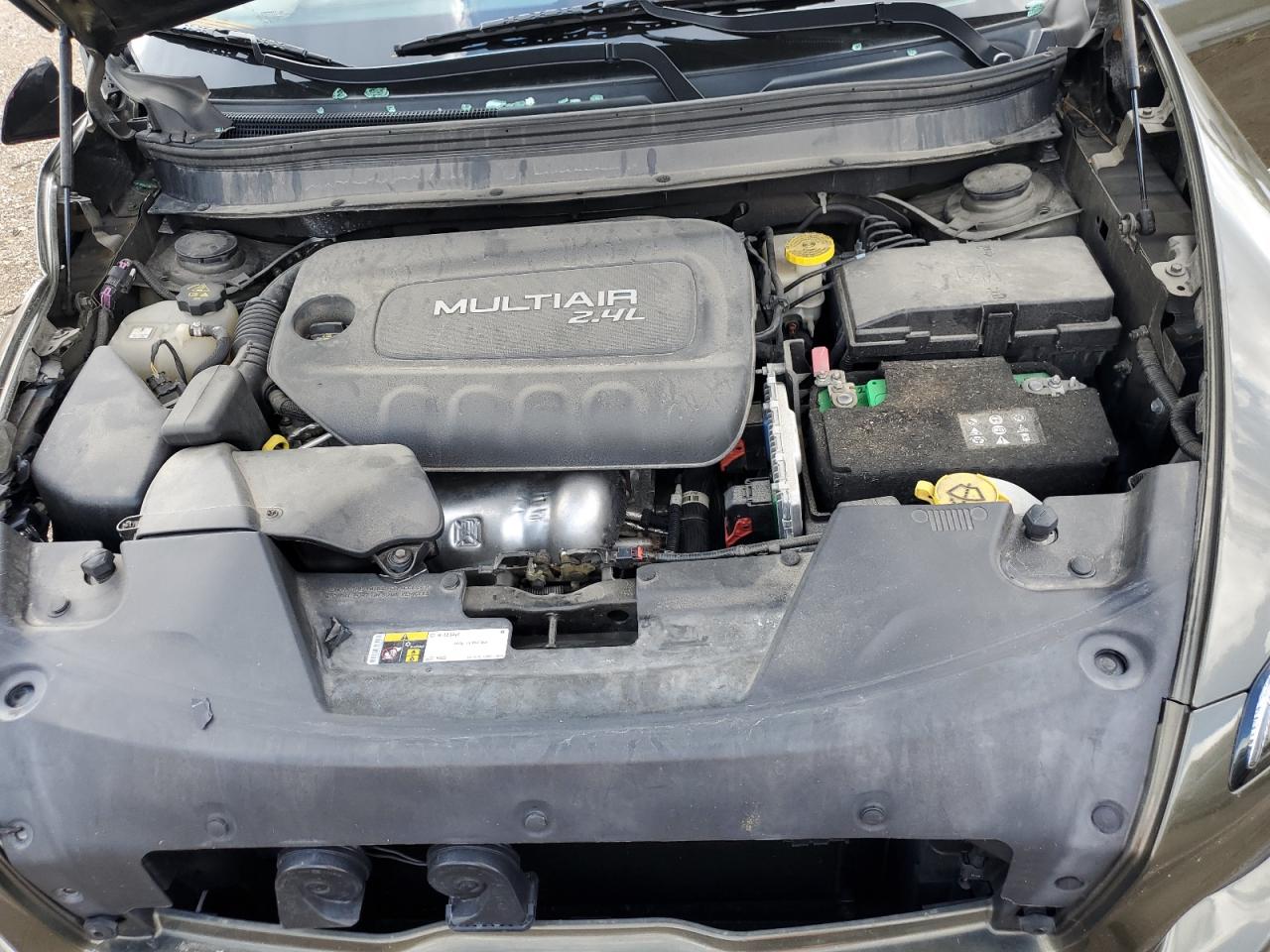 1C4PJLAB2FW677361 2015 Jeep Cherokee Sport