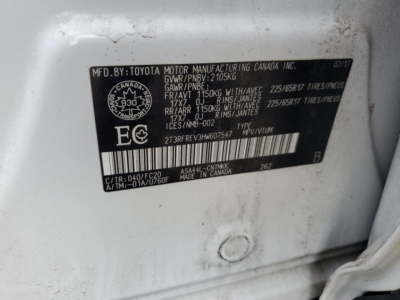 2T3RFREV3HW607547 2017 Toyota Rav4 Xle