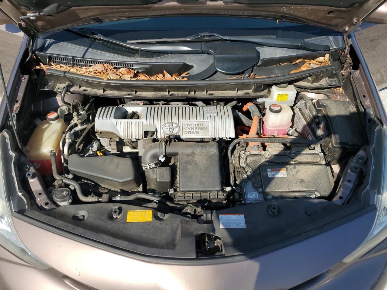 Lot #3317768068 2015 TOYOTA PRIUS V