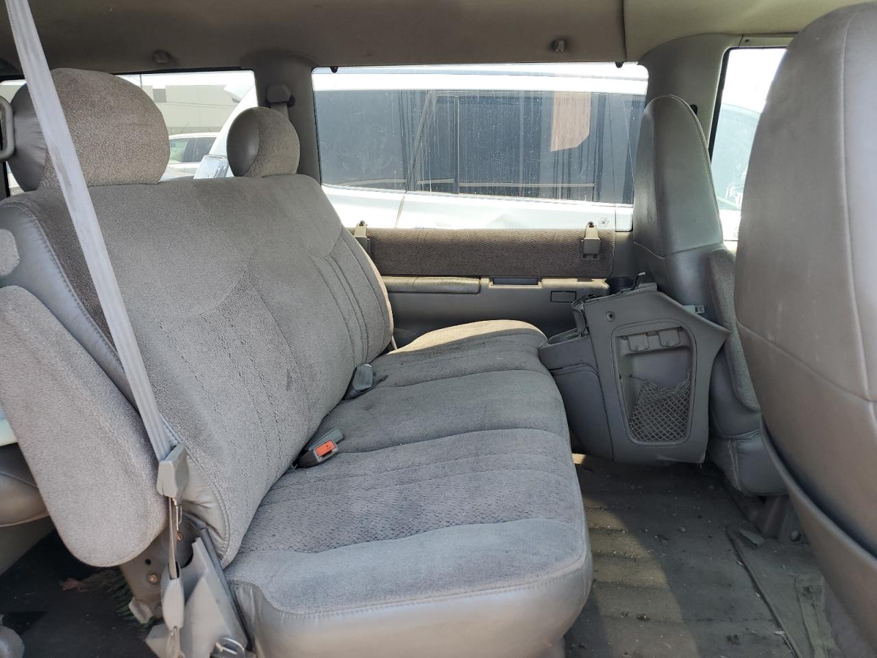 1GNDM19W3YB155894 2000 Chevrolet Astro