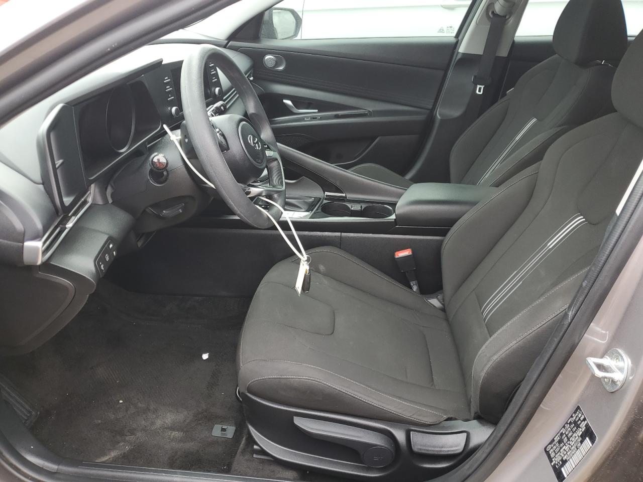 KMHLM4AJ9NU031565 2022 Hyundai Elantra Blue