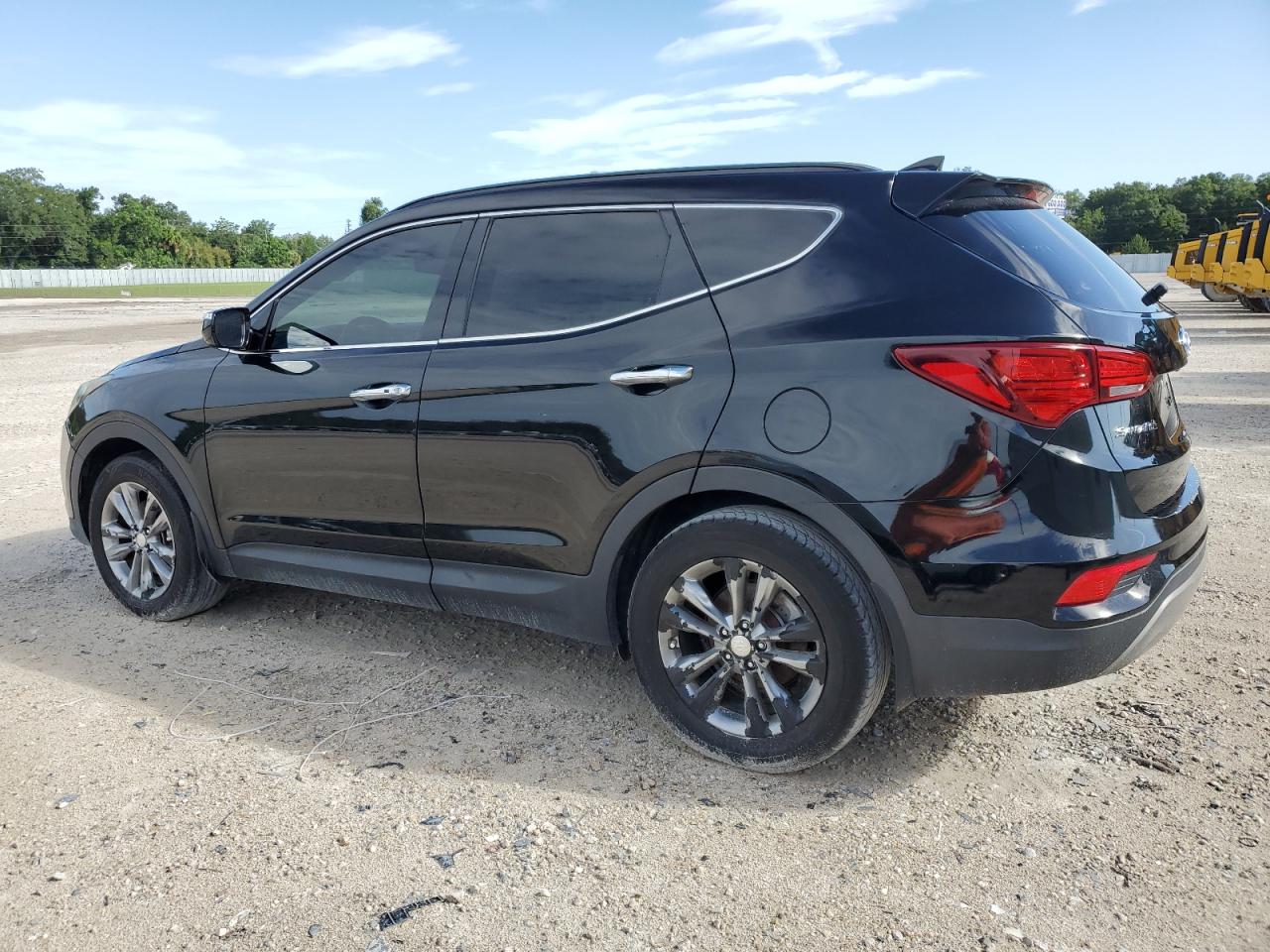 2017 Hyundai Santa Fe Sport vin: 5XYZU4LA7HG462441