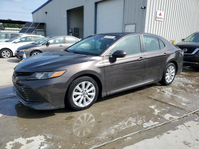 VIN 4T1B11HK3JU635317 2018 Toyota Camry, L no.1