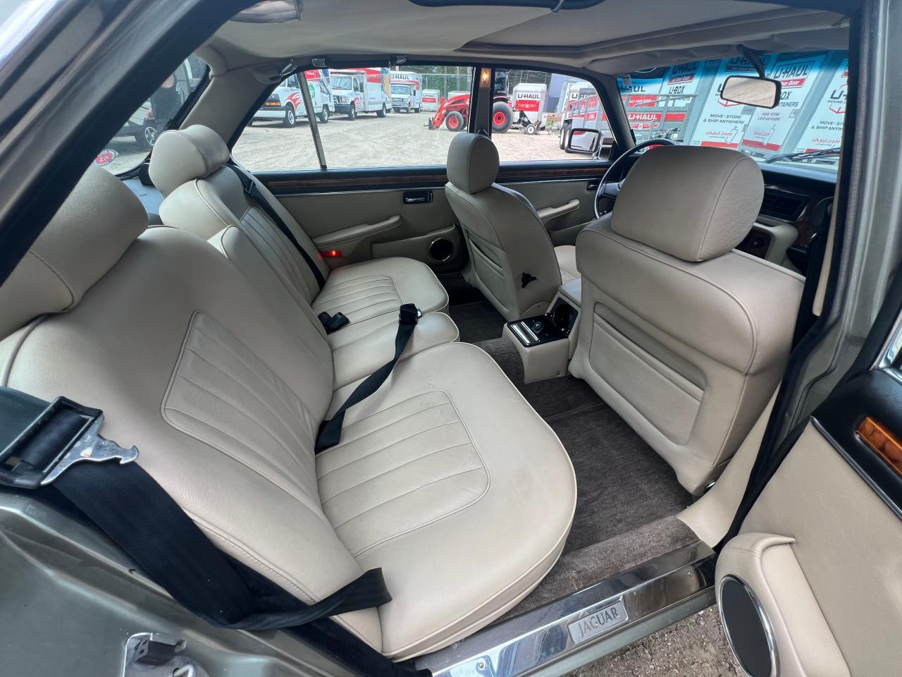 SAJAY1345HC462468 1987 Jaguar Xj6 Vanden Plas