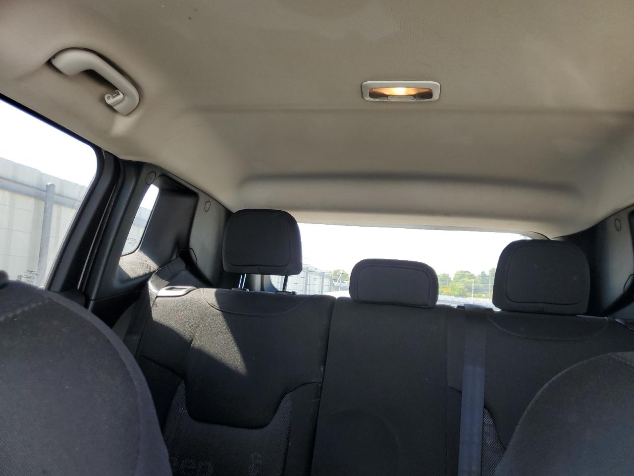 ZACCJBBB8HPG48454 2017 Jeep Renegade Latitude