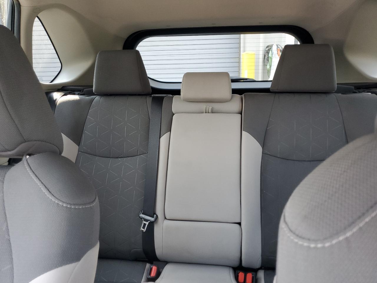 2T3W1RFV1LW062747 2020 Toyota Rav4 Xle