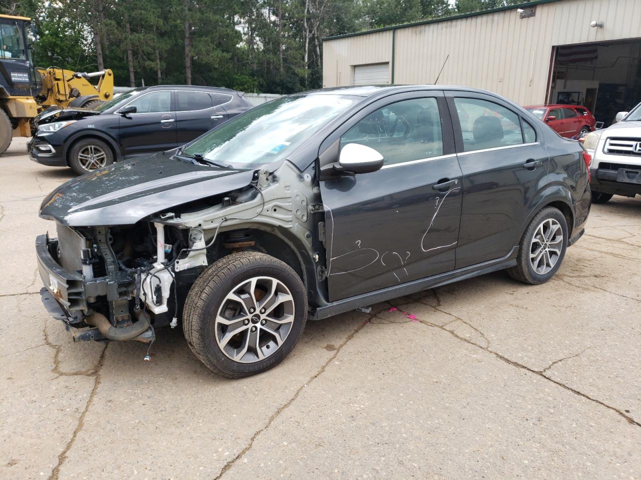 2018 Chevrolet Sonic Lt vin: 1G1JD5SB6J4117427