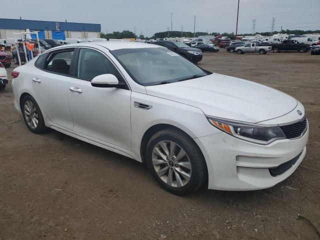 VIN 5XXGT4L37HG130158 2017 KIA Optima, LX no.4