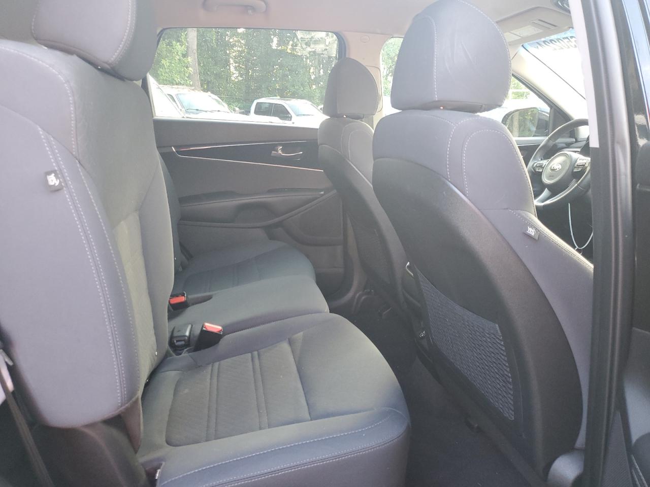 2018 Kia Sorento Lx vin: 5XYPGDA35JG425817