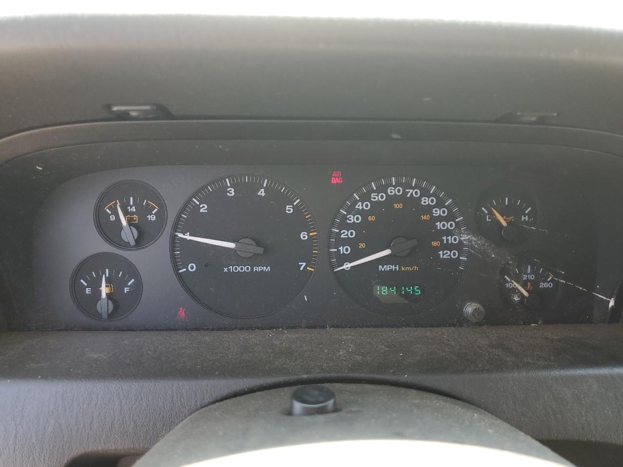 1J4GW48N04C346374 2004 Jeep Grand Cherokee Laredo