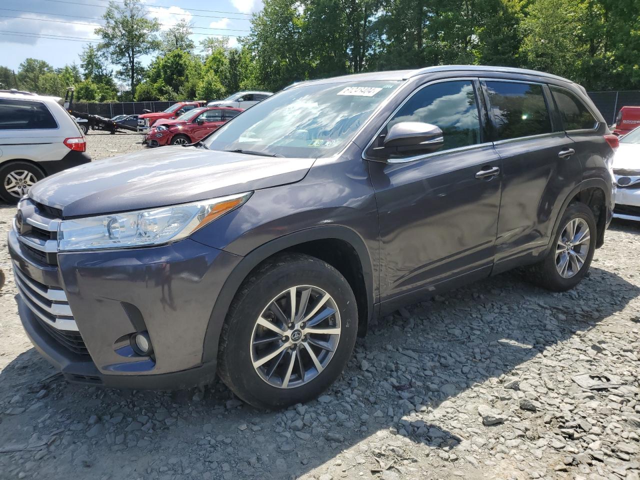 2018 Toyota Highlander Se vin: 5TDJZRFH5JS557965