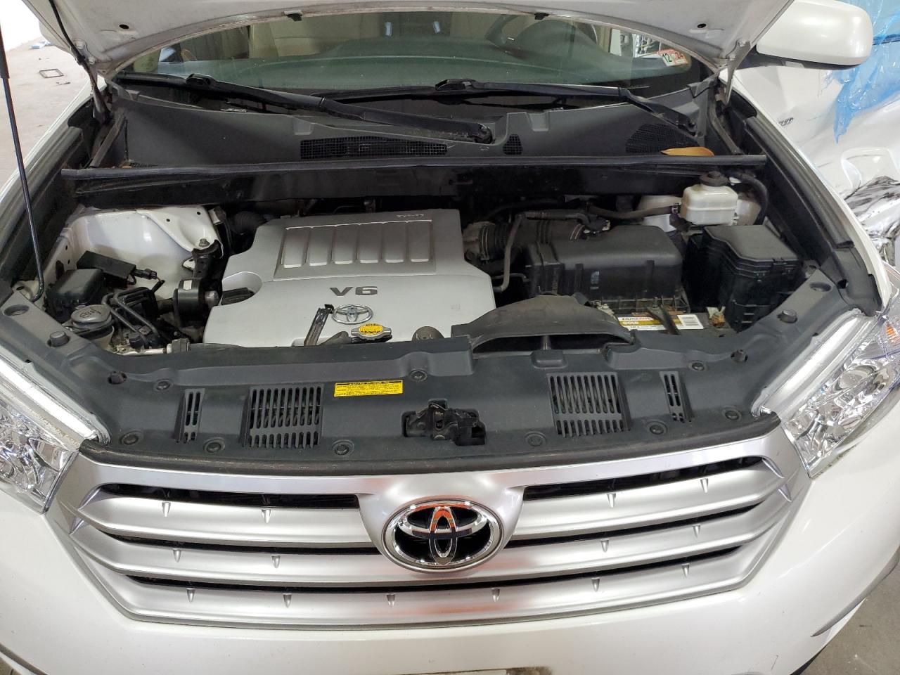 5TDDK3EH5CS112113 2012 Toyota Highlander Limited