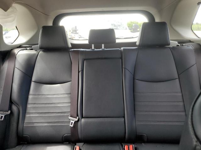 2019 TOYOTA RAV4 XLE P - JTMA1RFV1KD021556