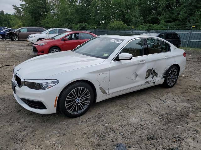 VIN WBAJB1C59KB376096 2019 BMW 5 Series, 530XE no.1