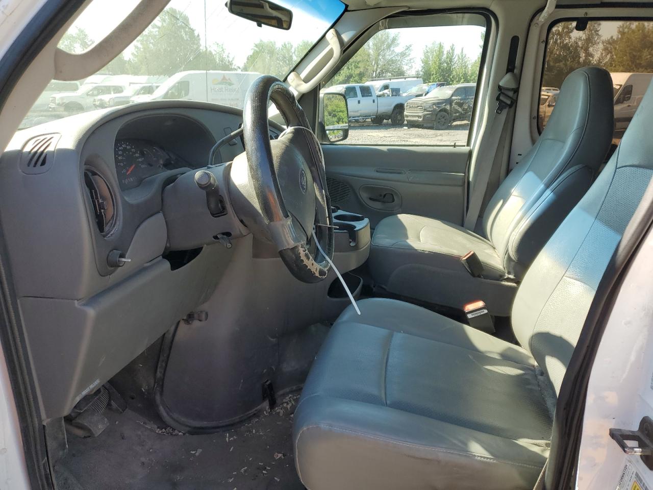 1FTNS24W36DB38692 2006 Ford Econoline E250 Van