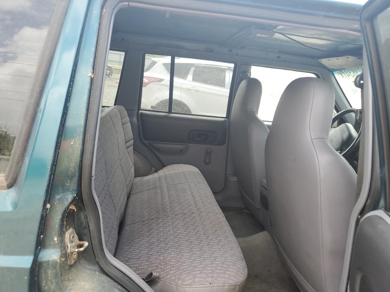 1J4FJ68S8VL504697 1997 Jeep Cherokee Sport