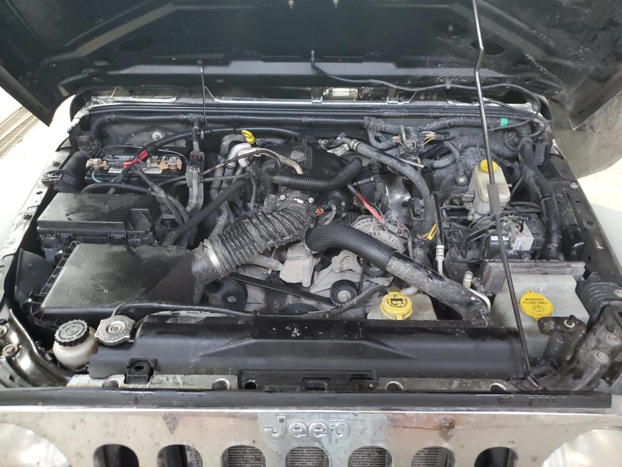 1J4HA6D15BL560128 2011 Jeep Wrangler Rubicon