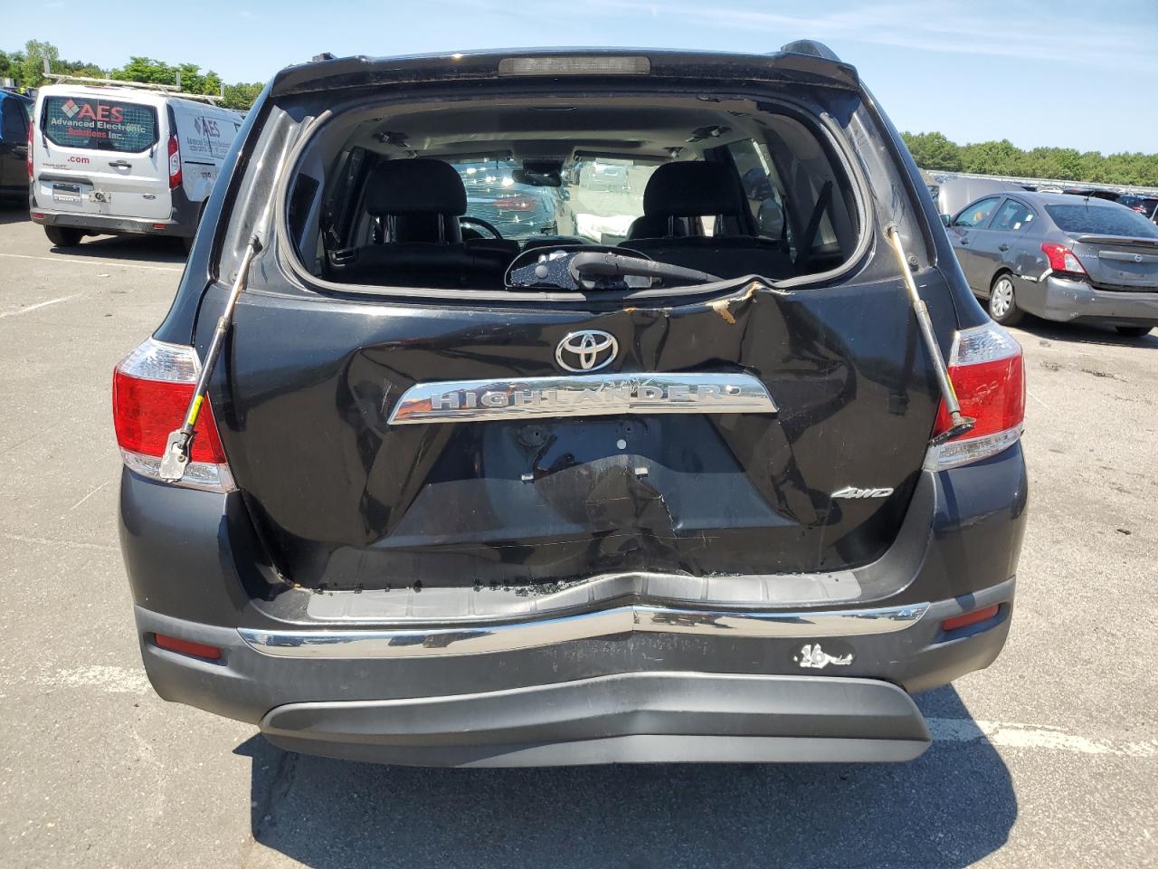 5TDBK3EH6BS072629 2011 Toyota Highlander Base