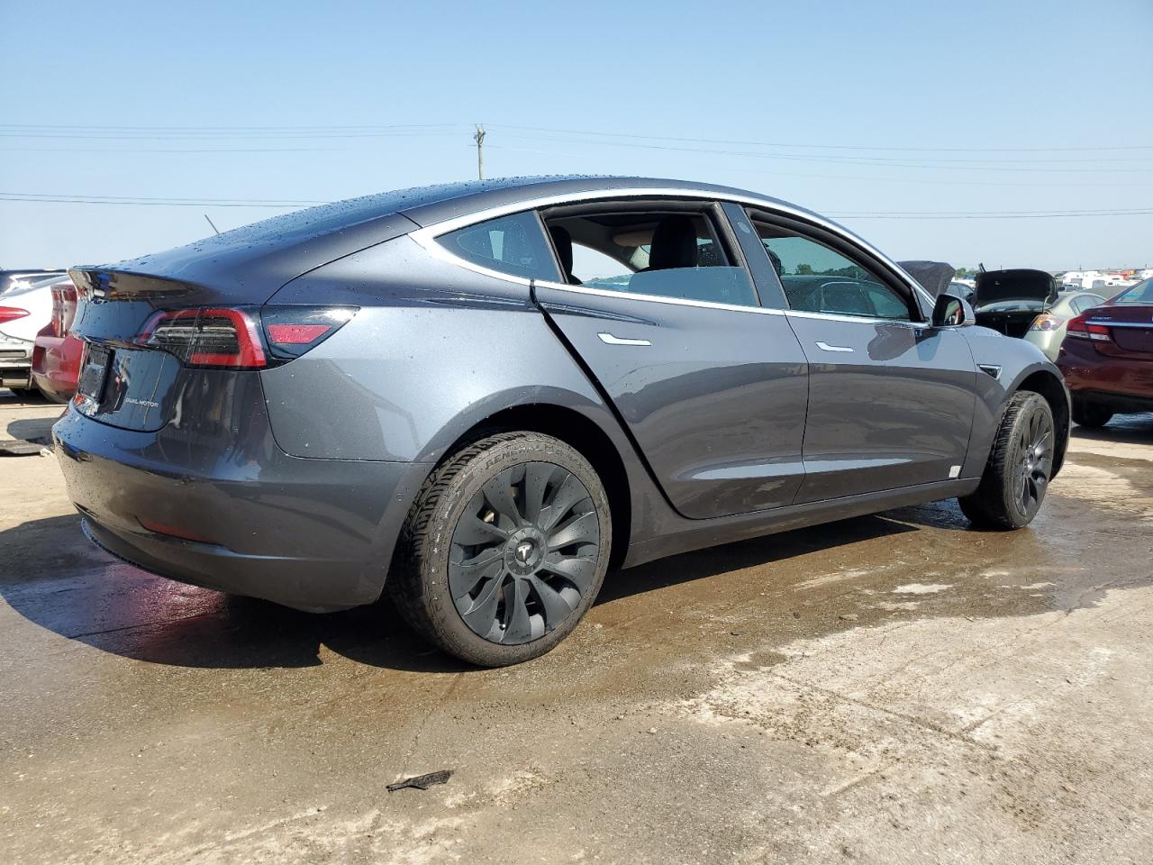 2019 Tesla Model 3 vin: 5YJ3E1EB6KF481326