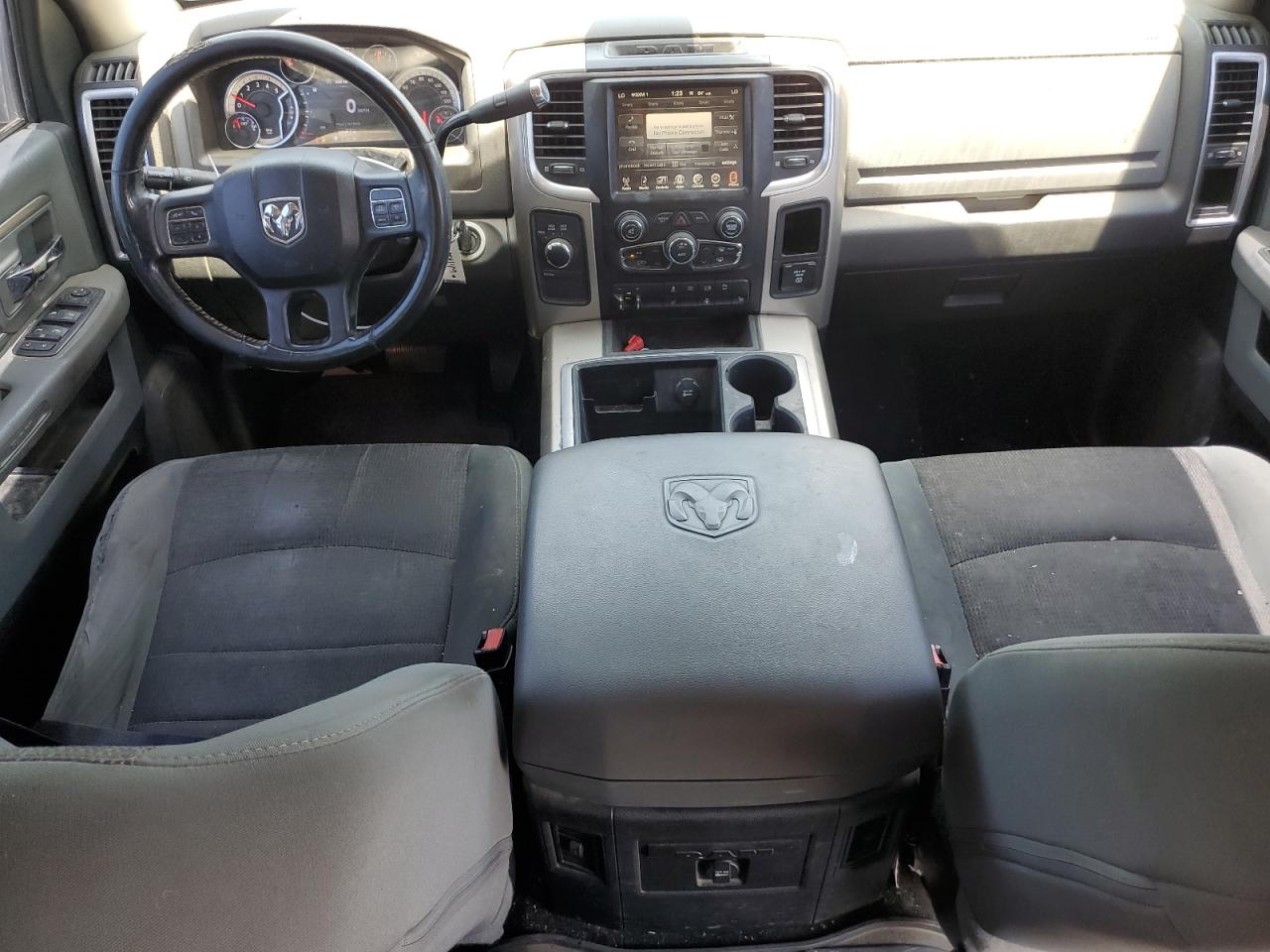 3C63R3DL7FG703714 2015 Ram 3500 Slt