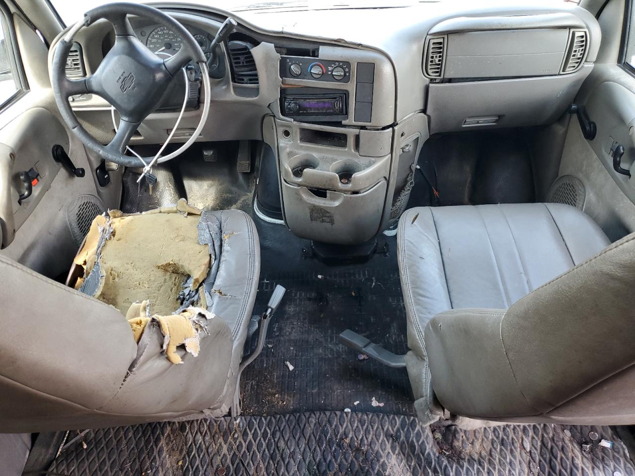 1GCDM19X83B129849 2003 Chevrolet Astro