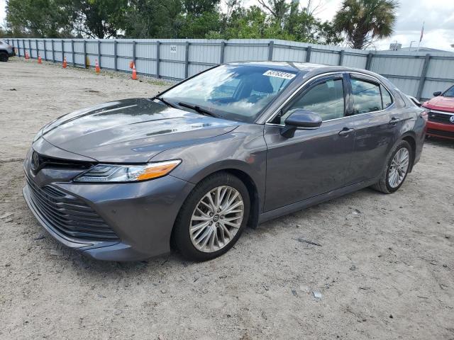 VIN 4T1B11HK5JU087188 2018 Toyota Camry, L no.1