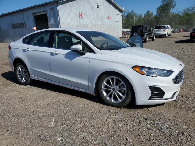 3FA6P0HD4LR187153 Ford Fusion SE 4