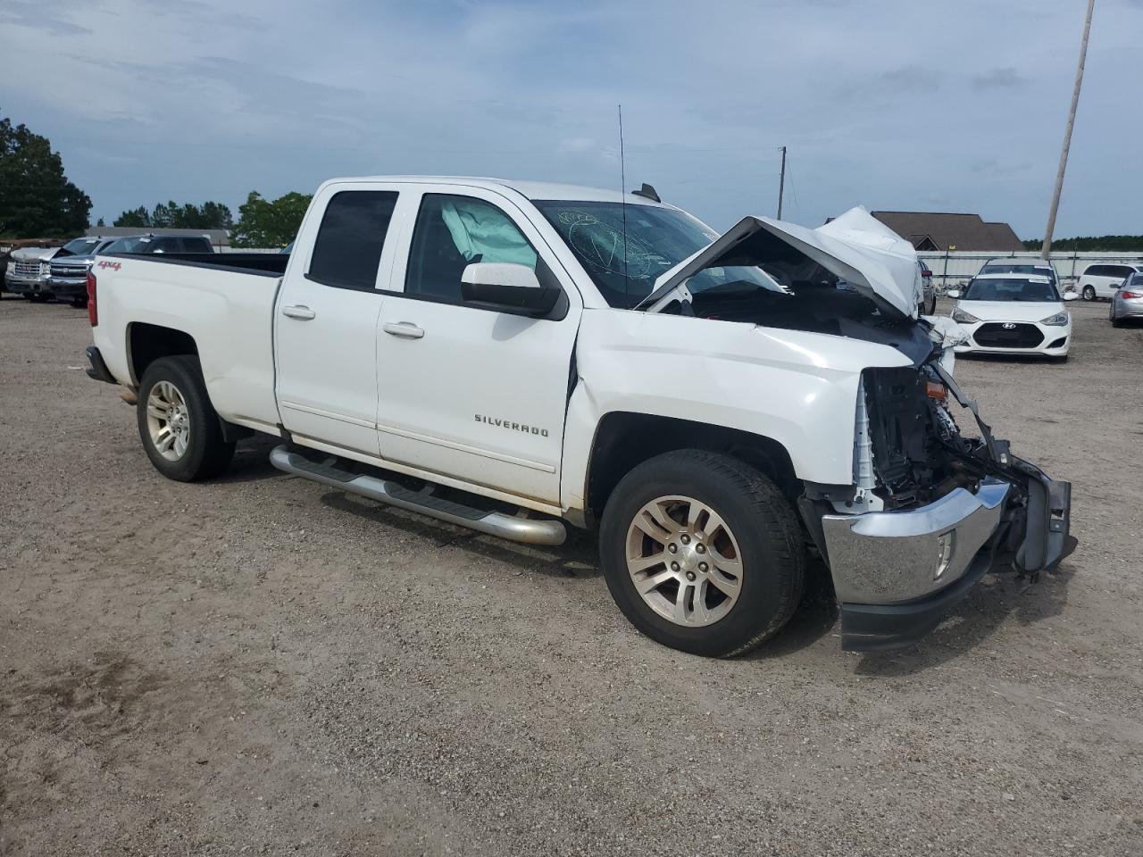 2016 Chevrolet Silverado K1500 Lt vin: 1GCVKREH7GZ323504