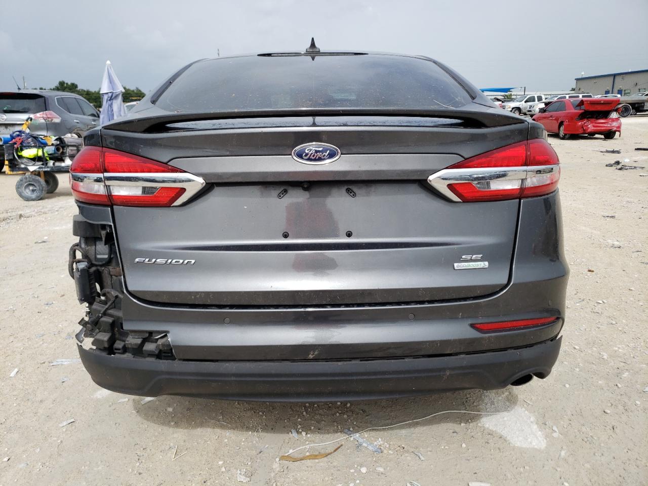 3FA6P0HD2LR252744 2020 Ford Fusion Se