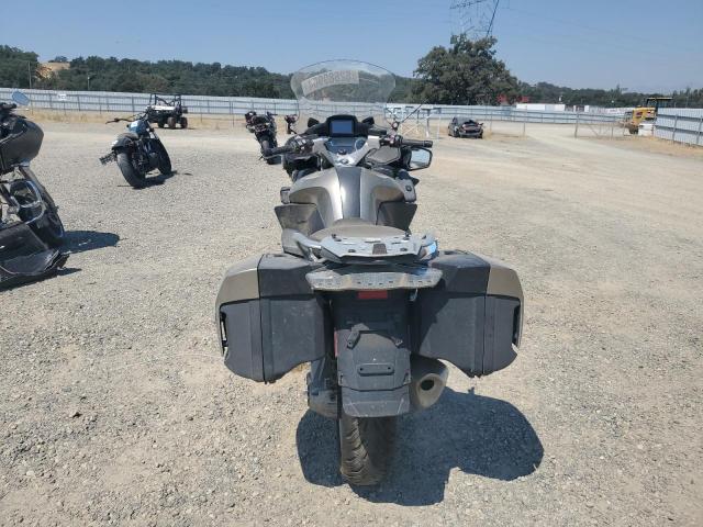2016 BMW R1200 RT - WB10A1308GZ194939