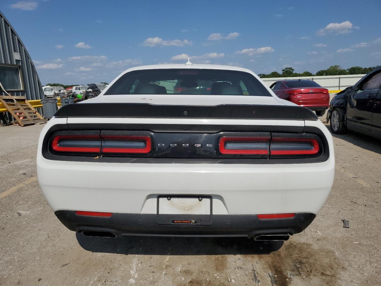 Lot #2876961635 2016 DODGE CHALLENGER