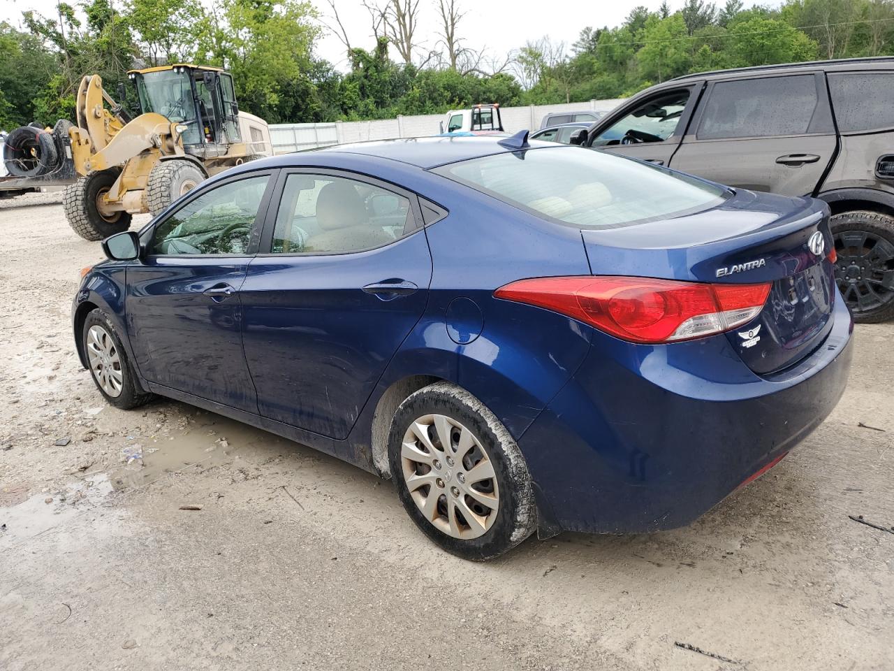 KMHDH4AE3DU521137 2013 Hyundai Elantra Gls