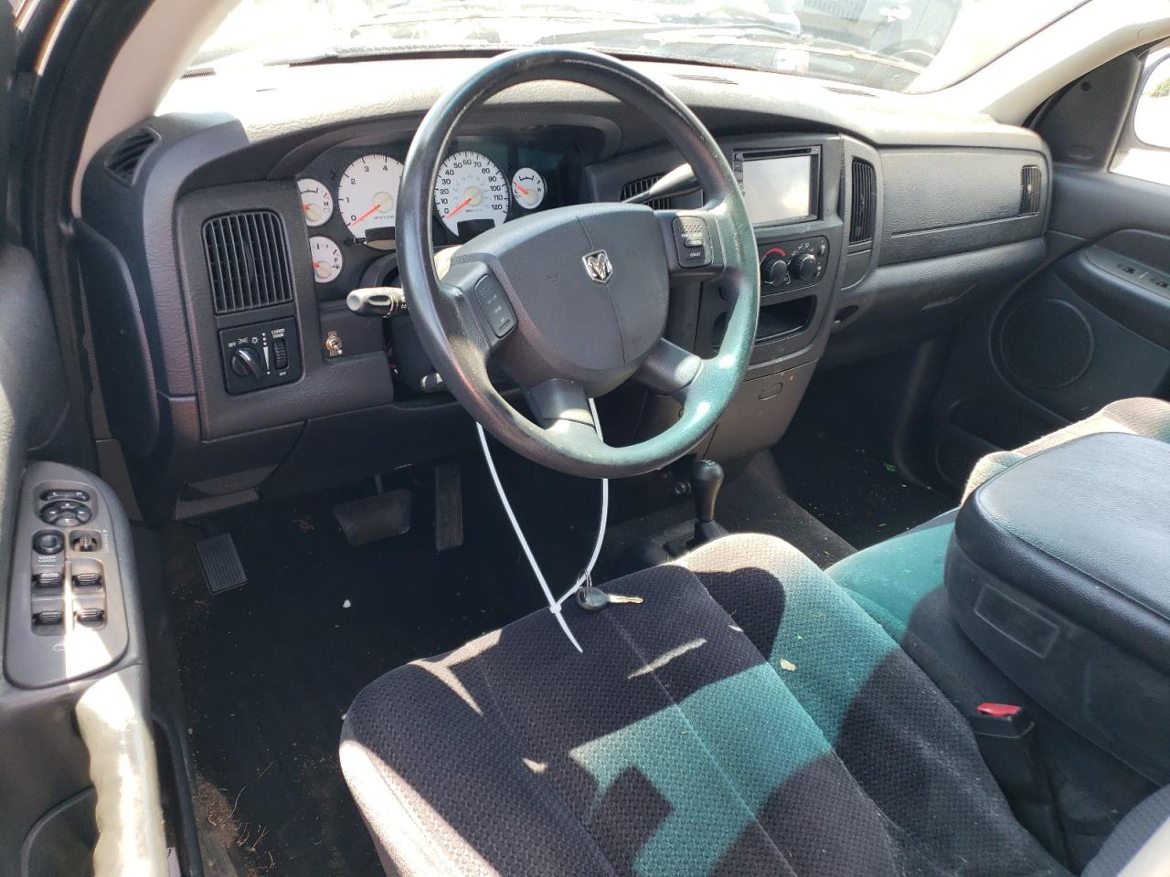 1D7HU18D54J253082 2004 Dodge Ram 1500 St