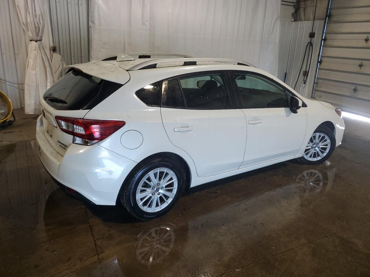 2017 Subaru Impreza Premium Plus vin: 4S3GTAD63H3733955